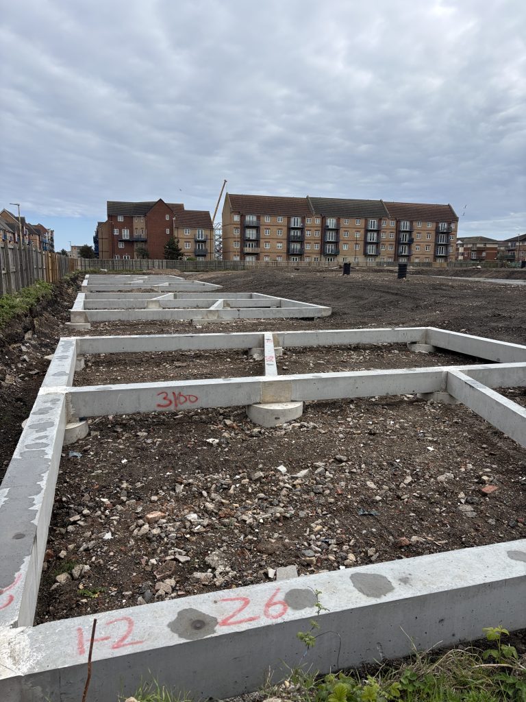 Residential G-sPan precast ground beams in a housing development
